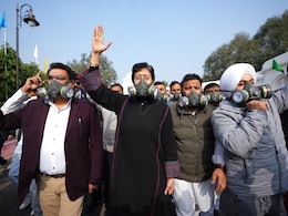 प्रदूषण पर जनता के सामने BJP सरकार एक्सपोज हुई तो AAP विधायकों को सदन से बाहर किया : आतिशी