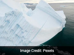 Study Reveals Greenland's Ice Completely Melted During Past Warm Period, Highlighting Future Risks