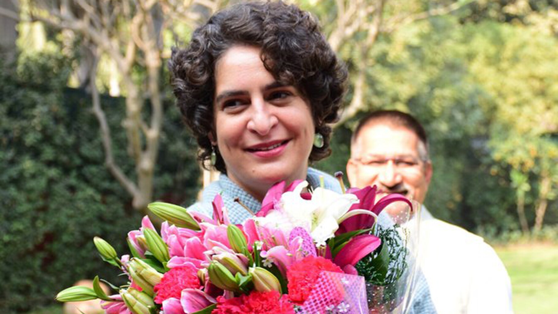Priyanka to &lsquo;Save UP&rsquo; By Becoming  Face of Congress in 2017 Polls