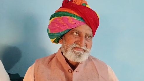 कौन हैं गफरुद्दीन मेवाती जोगी, जिन्हें अनोखे वाद्ययंत्र भपंग बजाने के लिए मिलेगा पद्मश्री