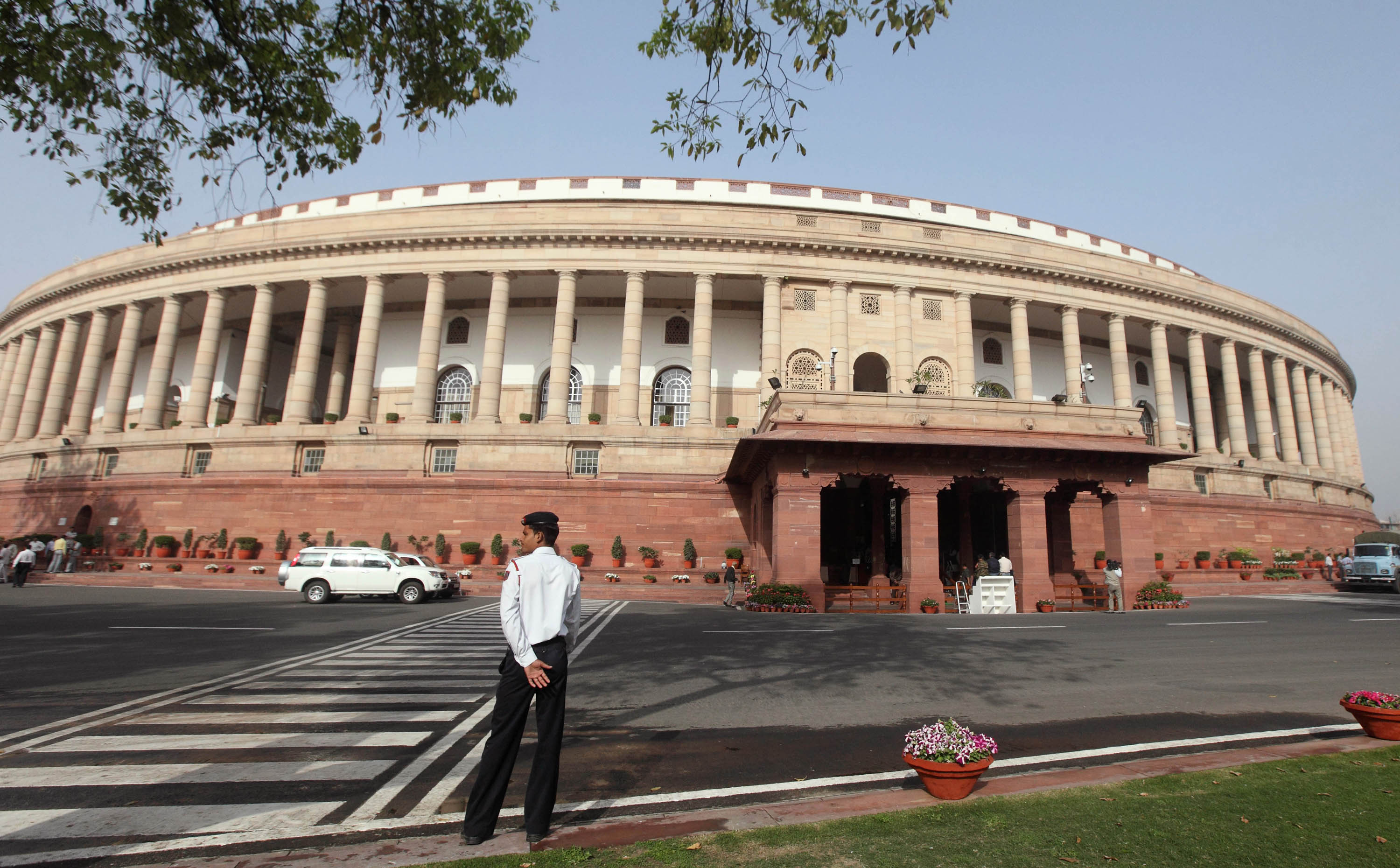 Parliament Passes Bill To Enable Government To Double Tax-Free Gratuity To Rs 20 Lakh