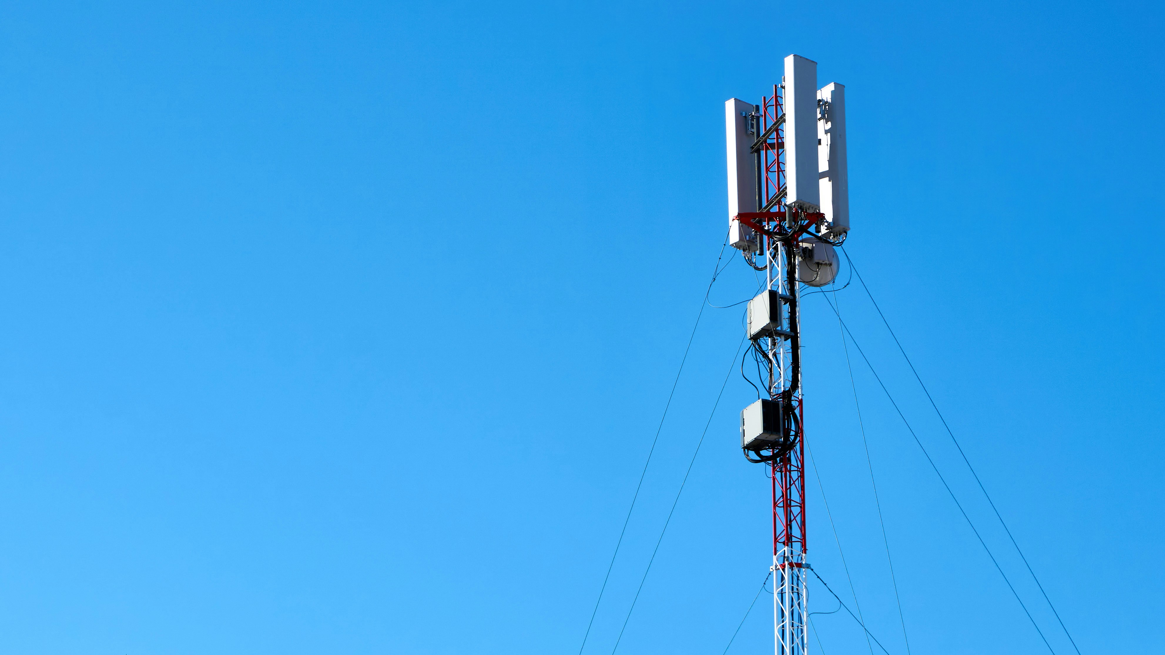 SBI Mutual Fund, Airtel Buy Vodafone Group&rsquo;s Indus Towers Stake