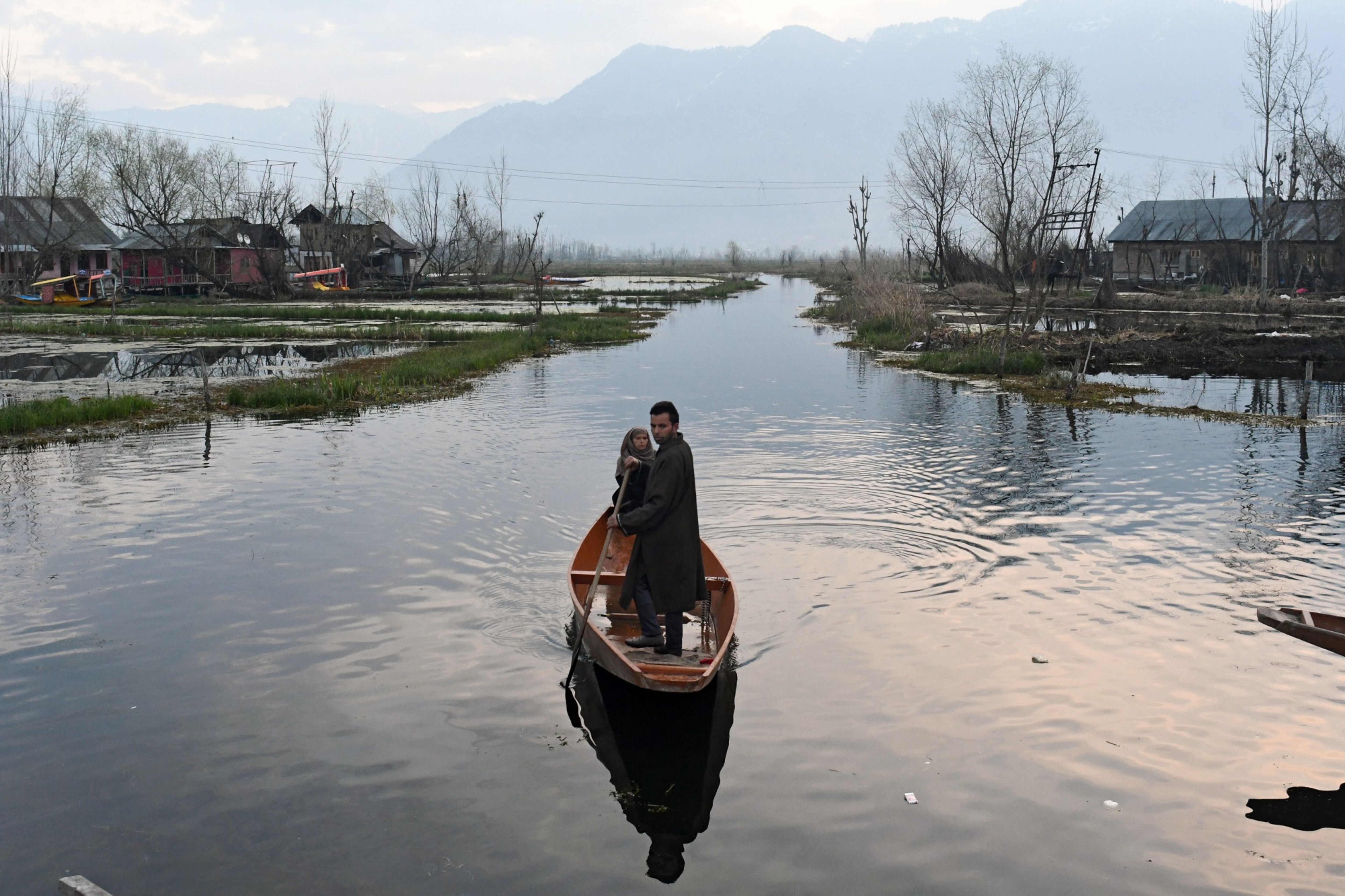 Article 370: Former Defence Officers, Bureaucrats Move Supreme Court Against Centre