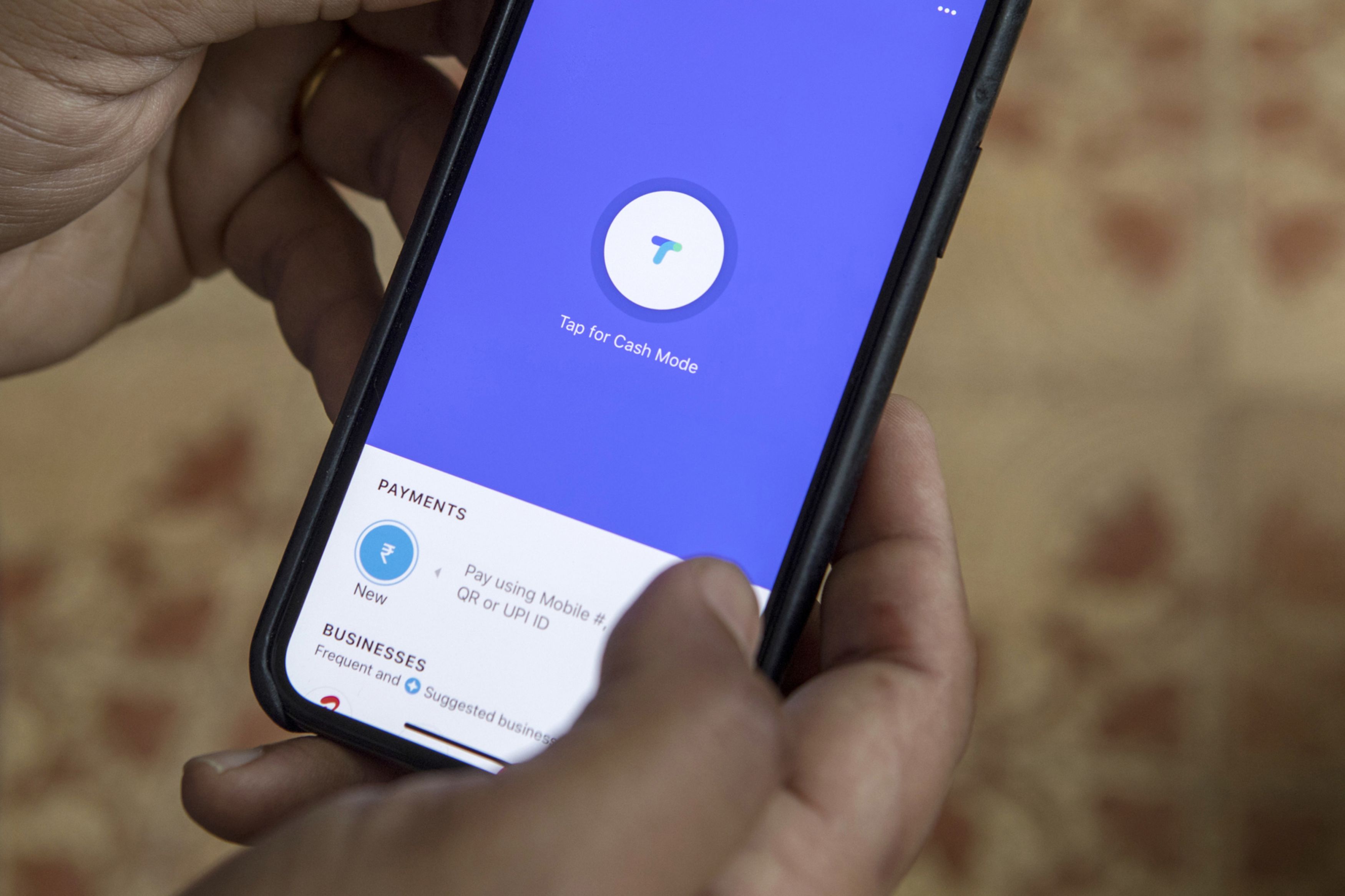 Digital Payments Face Hiccup As SMS Scrubbing Delays OTP Deliveries
