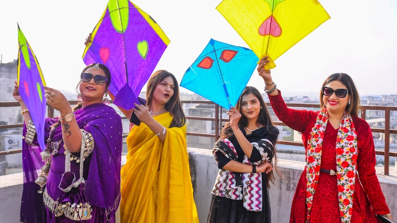 मकर संक्रांति 2026: कन्फ्यूज न हों! 14 को सूर्य बदलेंगे राशि पर 15 जनवरी को करें स्नान-दान