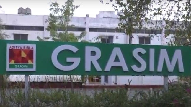 Grasim Industries Sets Price For Rs 4,000 Crore Rights Issue