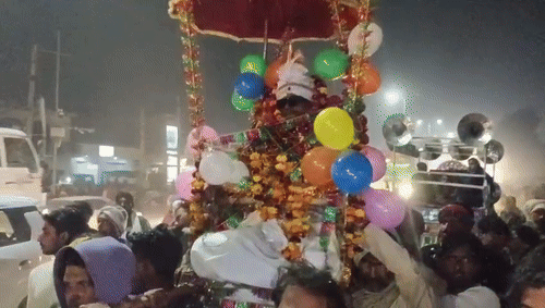 अलवर में बुजर्ग के निधन पर निकली भव्य शवयात्रा, जयपुर से मंगवाया हाथी; डीजे की धुन पर नाचे लोग