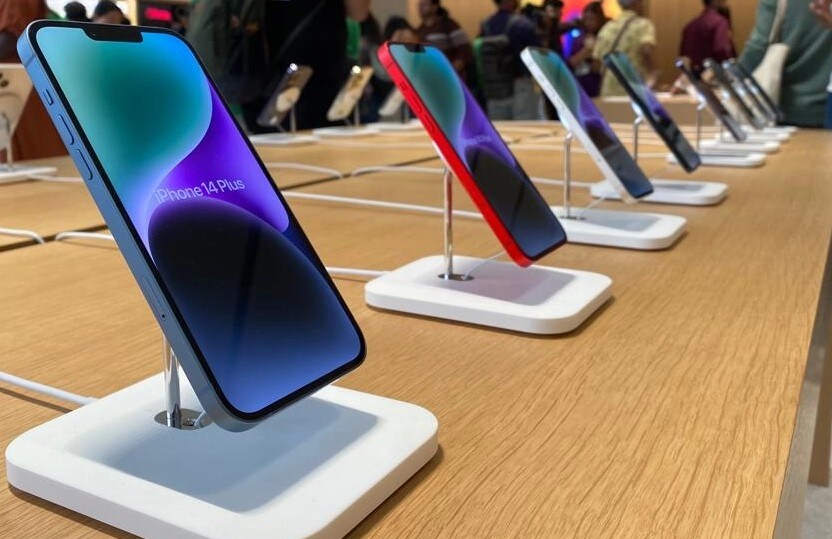 Foxconn Plans To Start Making iPhones In Bengaluru By April 2024: Karnataka Minister