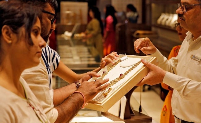 Deadline For Mandatory Hallmarking Of Gold Extended To June 15