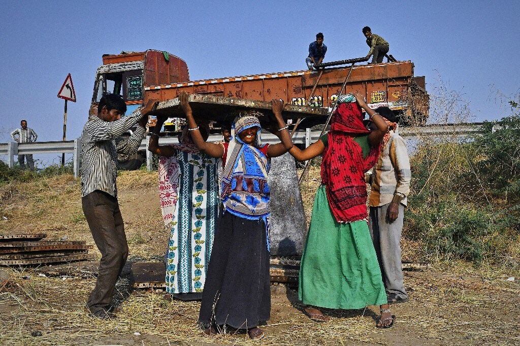 In A Poor Gujarat District, Infrastructure Cannot Compensate For Lack Of Jobs