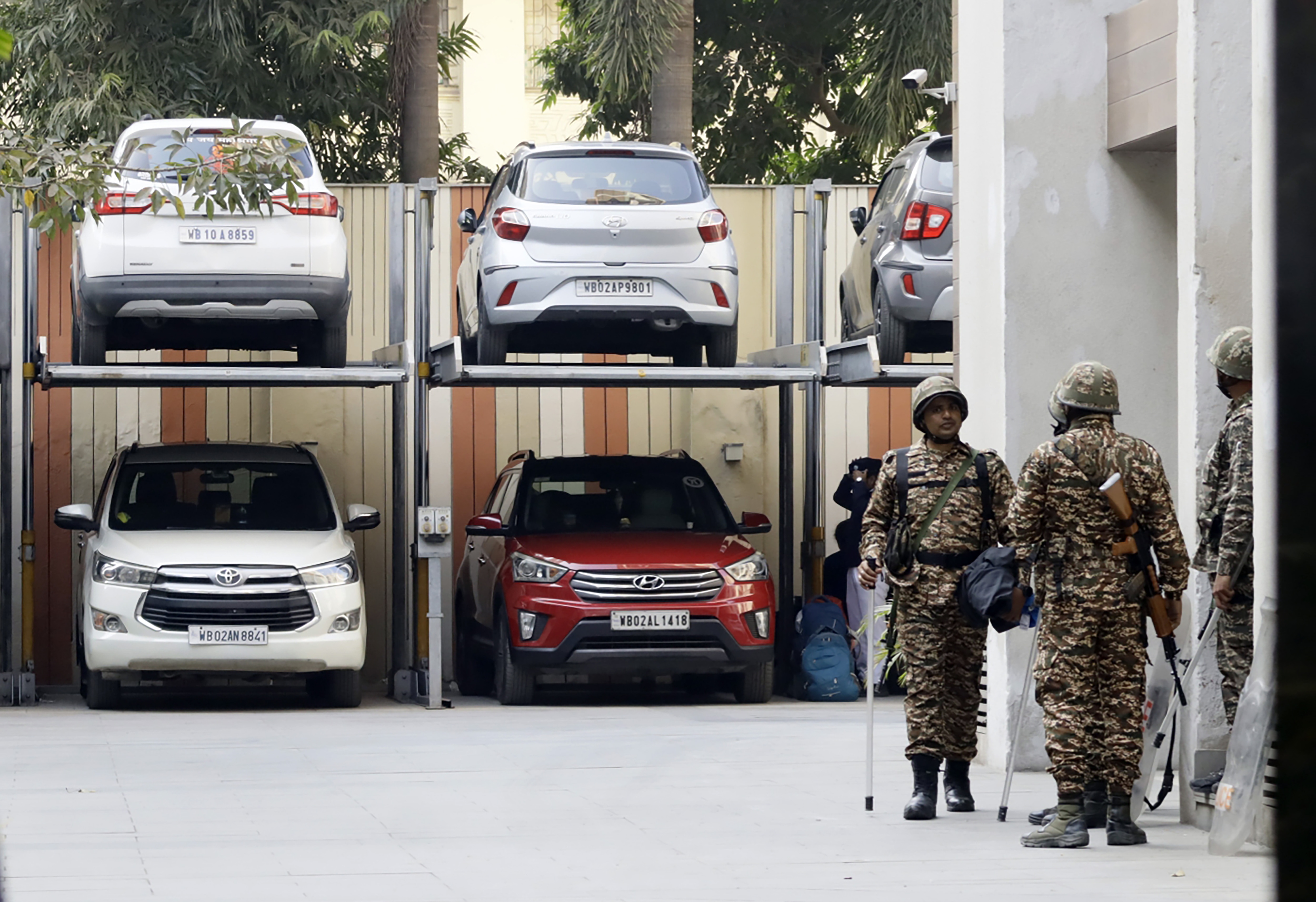 आई-पैक के निदेशक प्रतीक जैन के ठिकानों पर गुरुवार को ईडी ने छापेमारी की थी.