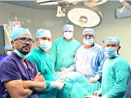 CG News: टूथब्रश करते समय फटी गर्दन की नस, मर सकता था युवक, डॉ. कृष्णकांत की चमत्कारी सर्जरी ने बचाई जान, दुनिया में ऐसे सिर्फ 10 केस&nbsp;