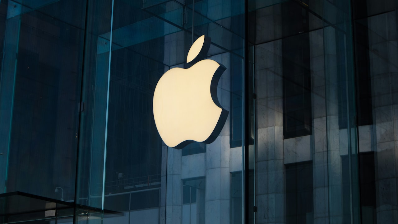 iPhone 18 Ultra: Up To Rs 2.3 Lakh? Leaked Price Of Apple's First Foldable Signals Premium Shift