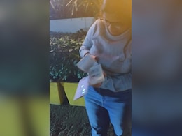 Woman's iPhone 17 Unboxing Turns Into Epic Fail: "Blinkit Delivery Was Fast, Fall Was Faster"