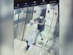 Woman Employee At AIIMS Bhopal Robbed Inside Hospital Lift