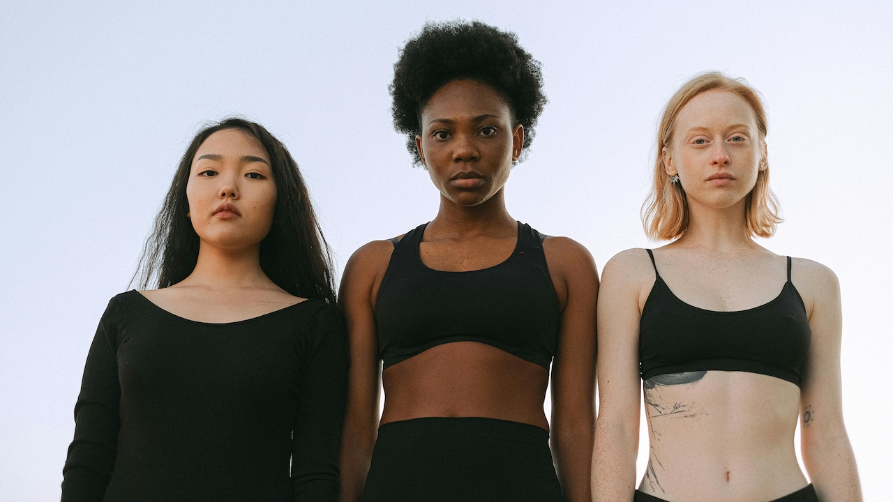 Matching Bra Styles To Outfits: Here Is What Works And Does Not