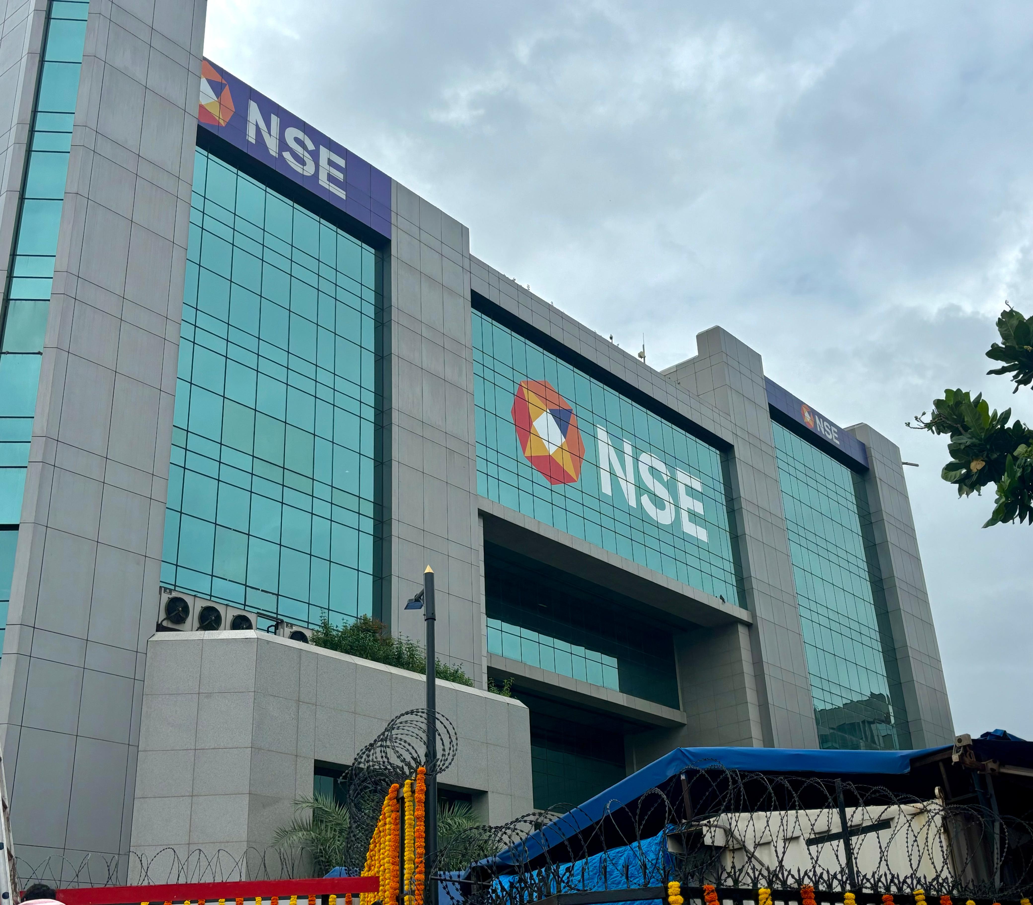 Stock Market Today: Sensex Ends Over 700 Points Down; Nifty Falls Over 1% As HDFC Bank Drags
