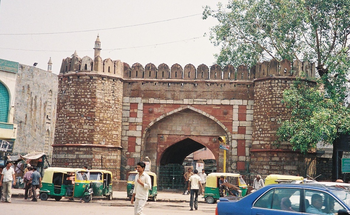 Turkman Gate Delhi Gate Turkman Gate Delhi Gate