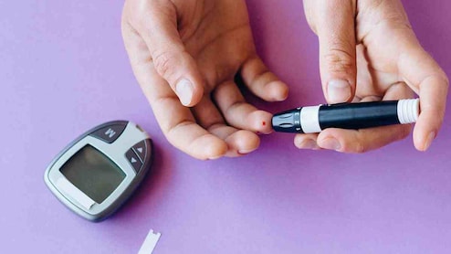 This Simple Habit Can Lower Blood Sugar Without Changing Your Diet, Reveals Doctor