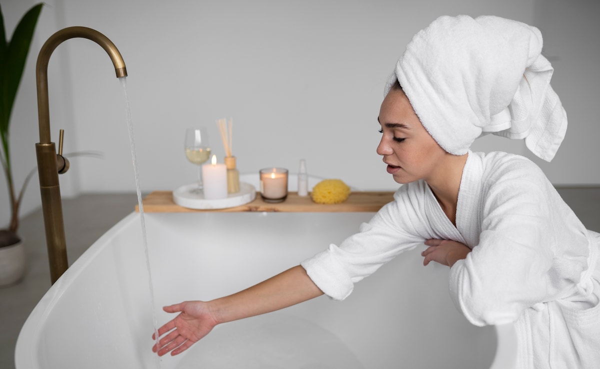 To Shower Or Skip? Winter Bathing Hacks You Actually Need To Survive The Cold Wave