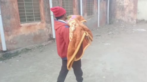 धौलपुर: माता-पिता ईंट भट्टे पर करते रहे काम, पास में खेल रहे 2 साल के बच्चे की गड्ढे में डूबकर मौत