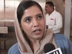 'हिजाब मुस्लिम महिलाओं की गरिमा का प्रतीक', शिवसेना UBT पार्षद सबा हारून खान हिजाब पहनने का किया बचाव