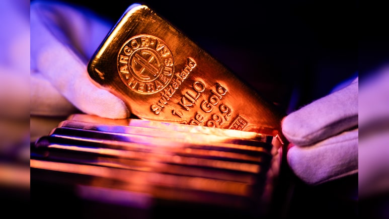 Silver Retreats After Best Jump Since 2008 As Gold Tops $5,000