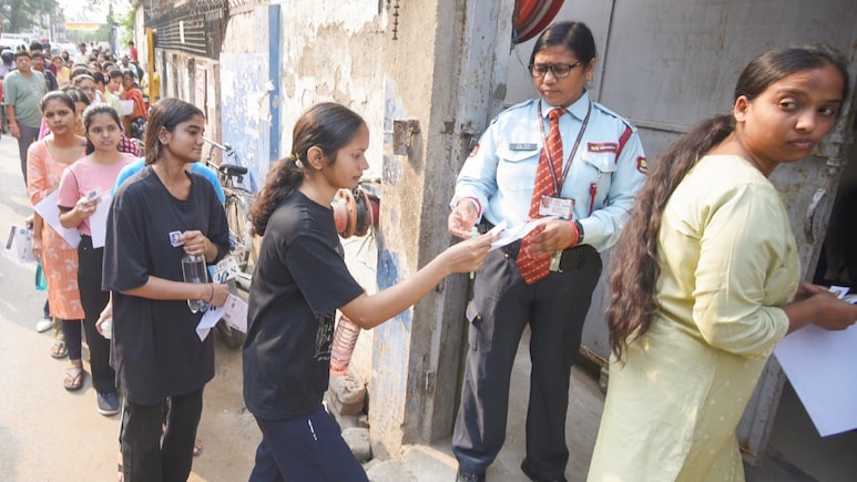 JEE Main 2026 Score Calculator: मार्क्स, पर्सेंटाइल और रैंक का अंदाजा अब लगाएं तुरंत