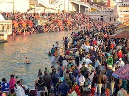 हरिद्वार के घाटों पर अचानक क्यों मांगे जा रहे हैं आधार कार्ड! जान लीजिए इसके पीछे की बड़ी वजह