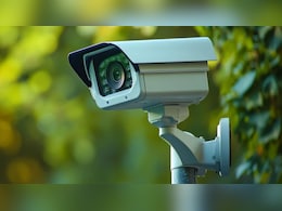 घर की सिक्योरिटी के लिए खरीदने जा रहे हैं CCTV कैमरा? ये 4 फीचर्स होना है बेहद जरूरी, वरना नहीं है कोई फायदा