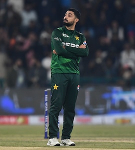 Pakistan vs Australia 2nd T20I Live Score Updates: Pakistan Spinner Abrar Ahmed Strikes; Australia Lose Huge Wicket In Chase Of 199