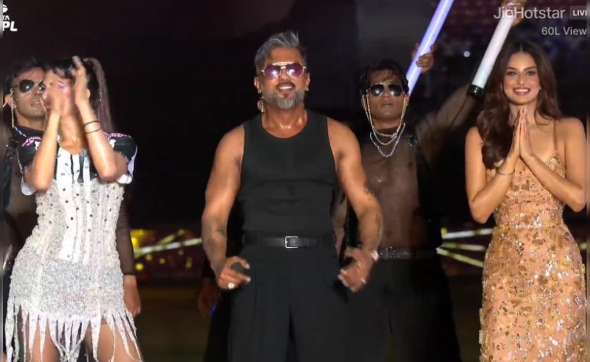 Glitzy Start To WPL 2026: Yo Yo Honey Singh, Jacqueline Fernandez Set Stage On Fire In Navi Mumbai