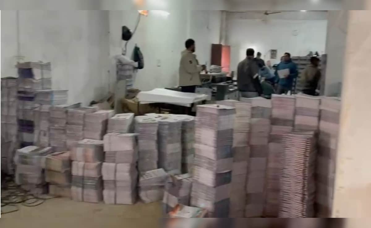 NCERT And Delhi Police Seize 32,000 Pirated Books In Major Ghaziabad Raid