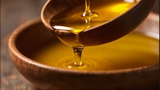 सरसों के तेल के ये 3 नुस्खे पूरी उम्रभर आएंगे काम, आयुर्वेदिक डॉक्टर ने बताया दूर होंगी कई समस्याएं