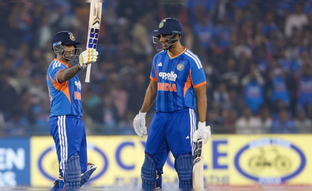 IND vs NZ: सूर्यकुमार यादव का वर्ल्ड रिकॉर्ड, T20I में 200+ स्ट्राइक रेट के साथ ऐसा कारनामा करने वाले दुनिया के इकलौते बल्लेबाज बने