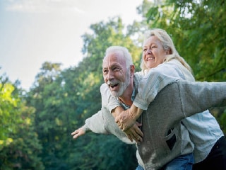 150 साल तक जी सकेगा इंसान! नई स्टडी पर एक्सपर्ट्स का जवाब