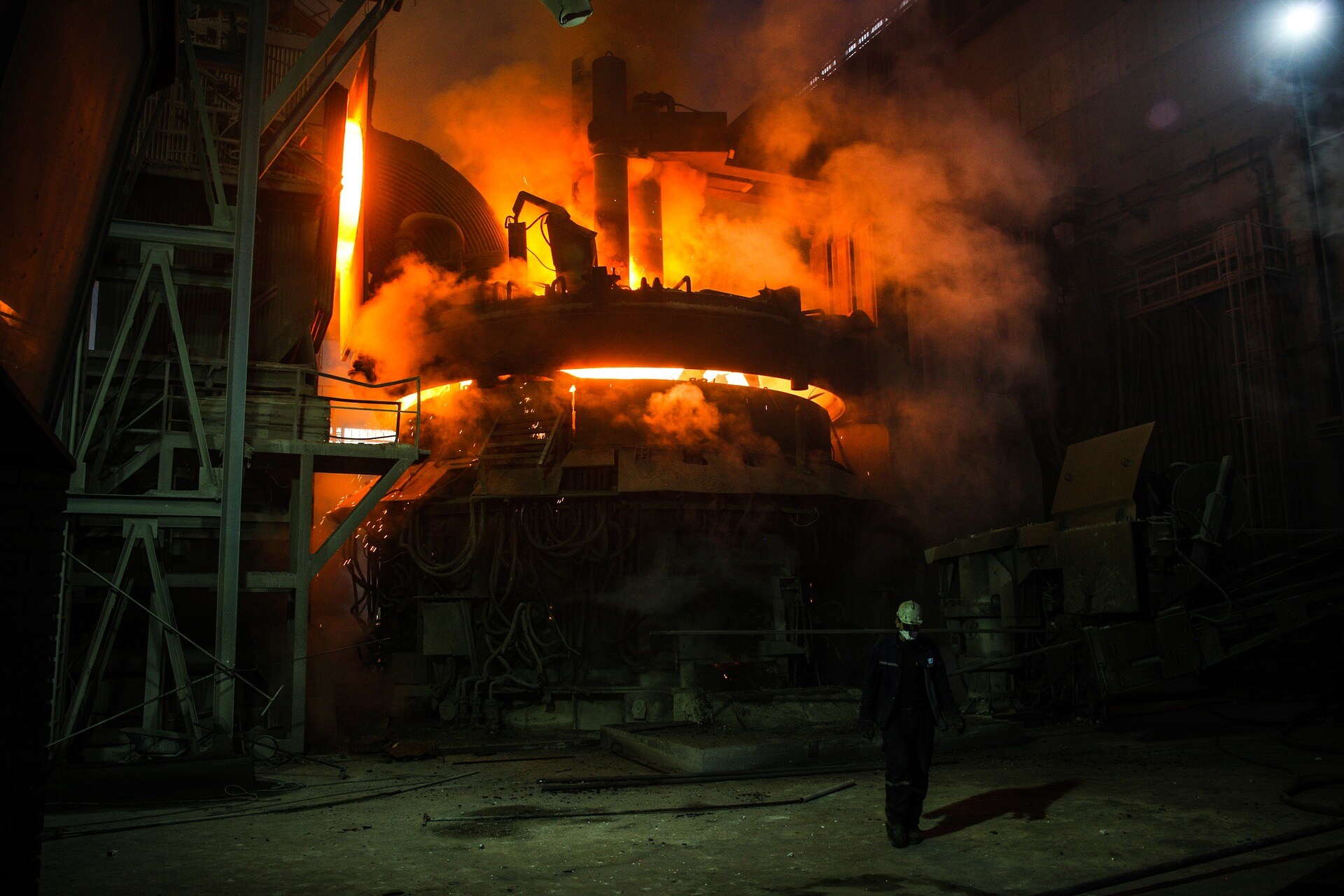 Government Mulls Import Duty Hike On Iron Ore