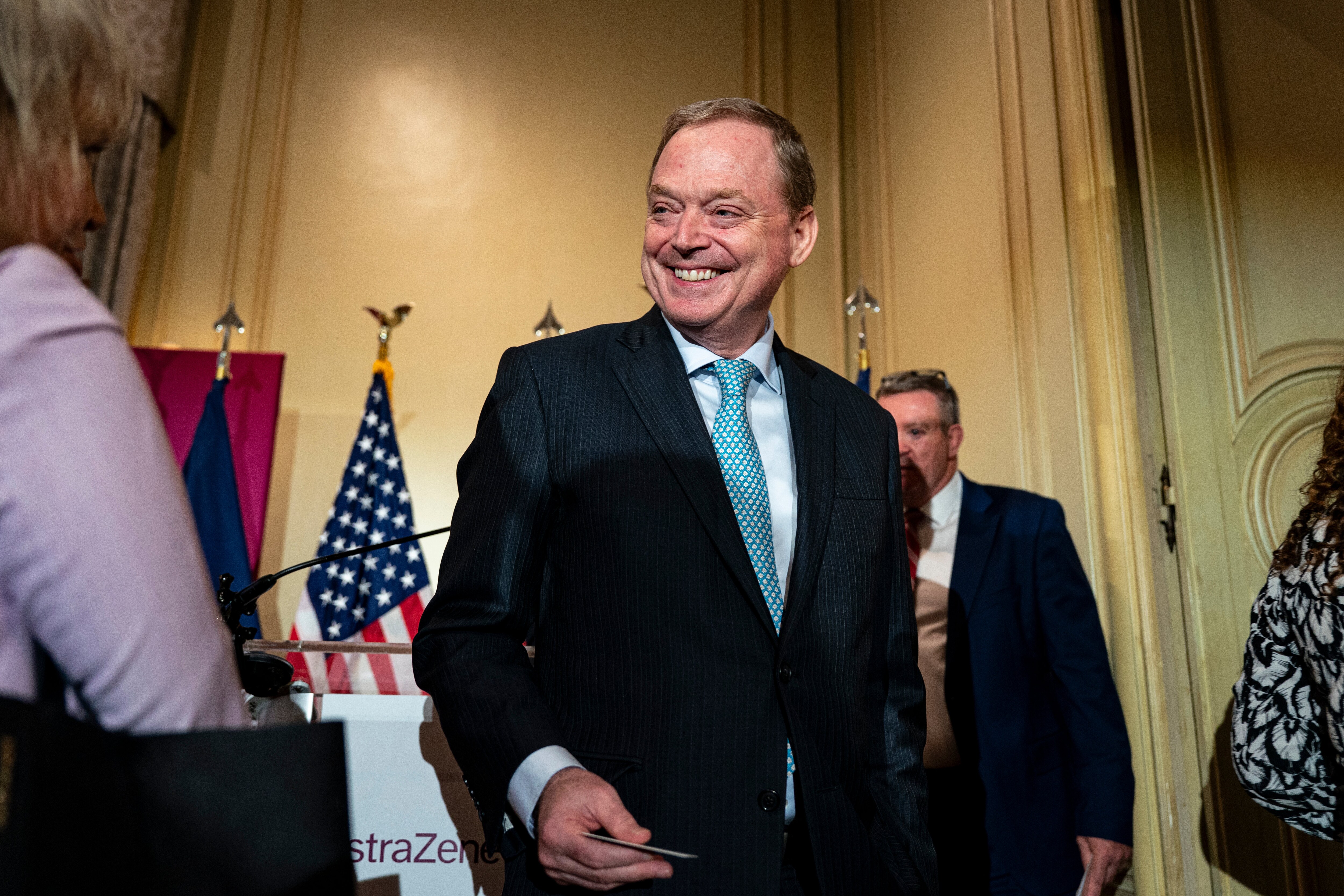 Trump Says Hassett, Warsh And Waller Are Finalists For Fed Chair