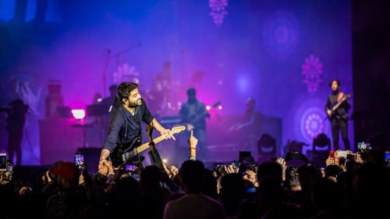 Which of the song is your all time favourite by Arijit Singh?