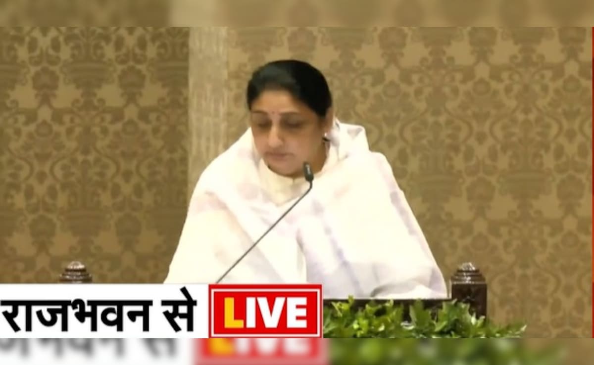 ब्रेकिंग न्यूज़ : अजीत पवार की पत्नी सुनेत्रा पवार ने ली डिप्टी सीएम की शपथ