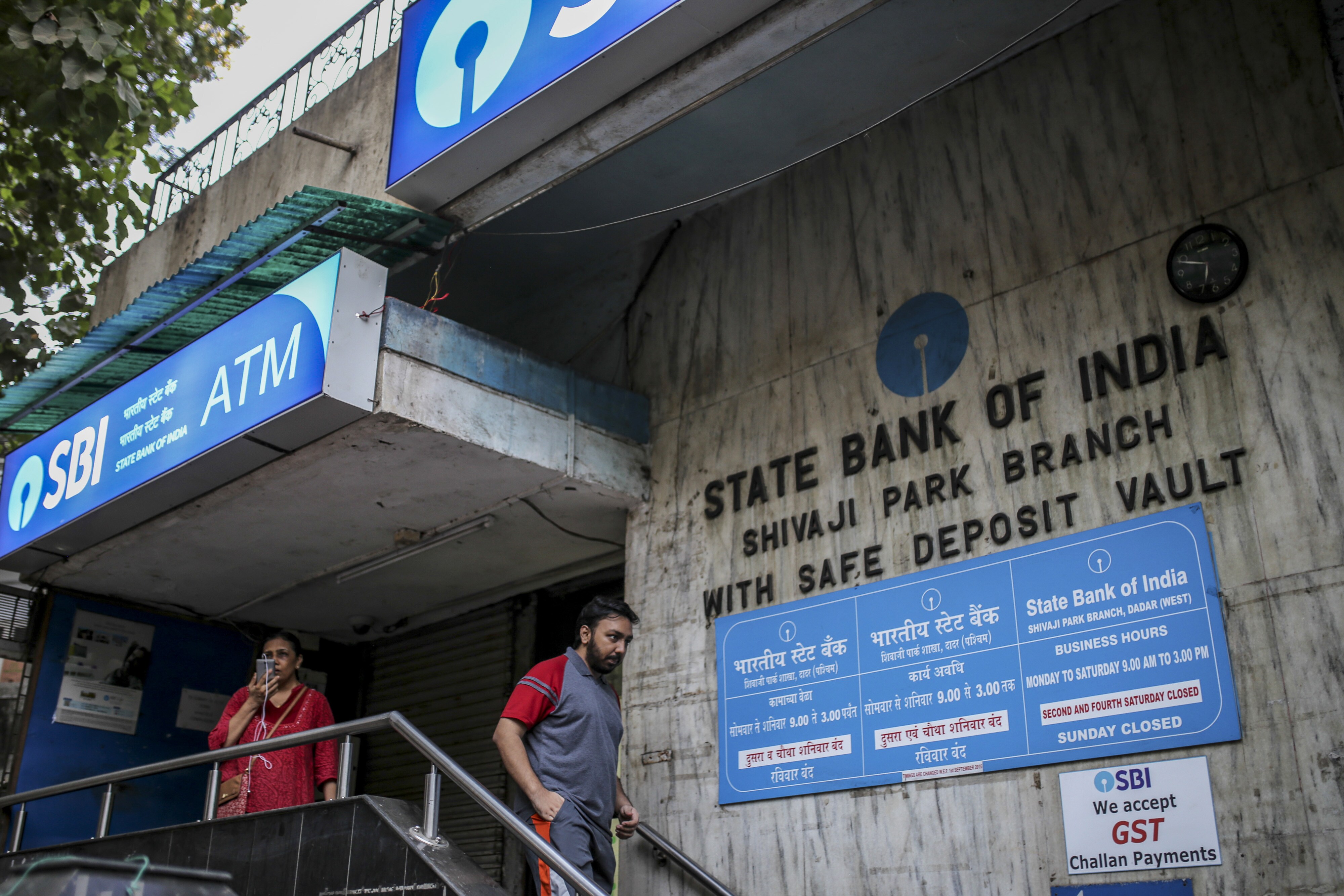 Bank Credit Grows At Slowest Pace In Nearly Two Years In September