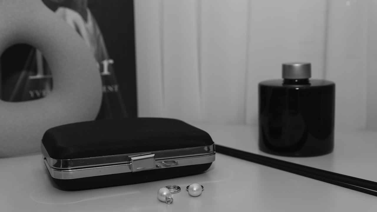 Best Clutches For Women: What To Look For In Stylish, Practical Handbags Best Clutches For Women: What To Look For In Stylish, Practical Handbags