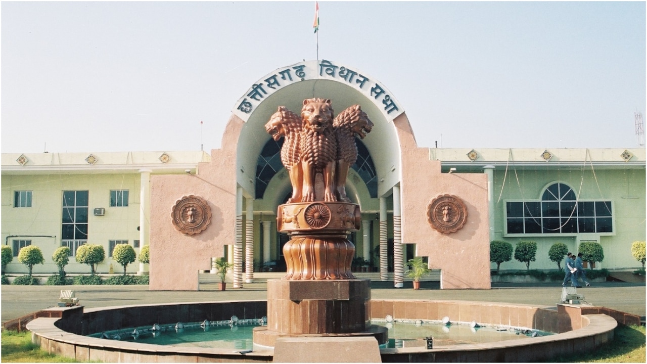 धर्म बदलना है तो 60 दिन पहले प्रशासन को बताना होगा, छत्तीसगढ़ में लागू हुआ एंटी-कनवर्जन लॉ
