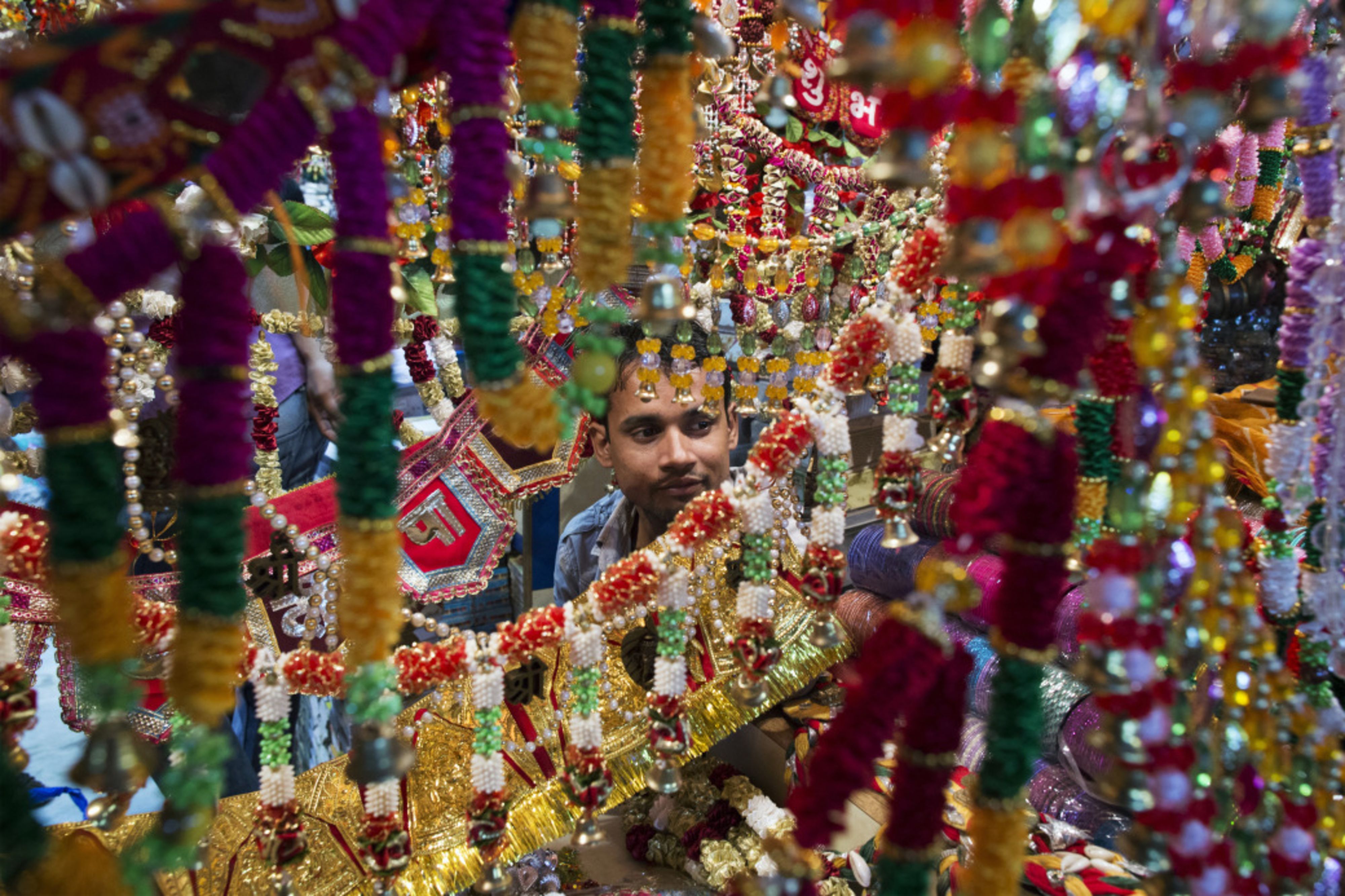 ICICI Bank, Dalmia Bharat And More - Top Stock Picks For Diwali And Samvat 2078: Yes Securities