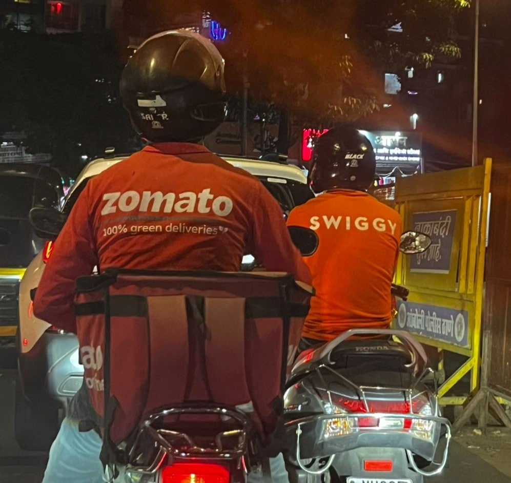 Duopoly Strikes Again: Swiggy Ups Platform Fee To Rs 15 Day After Zomato's Hike