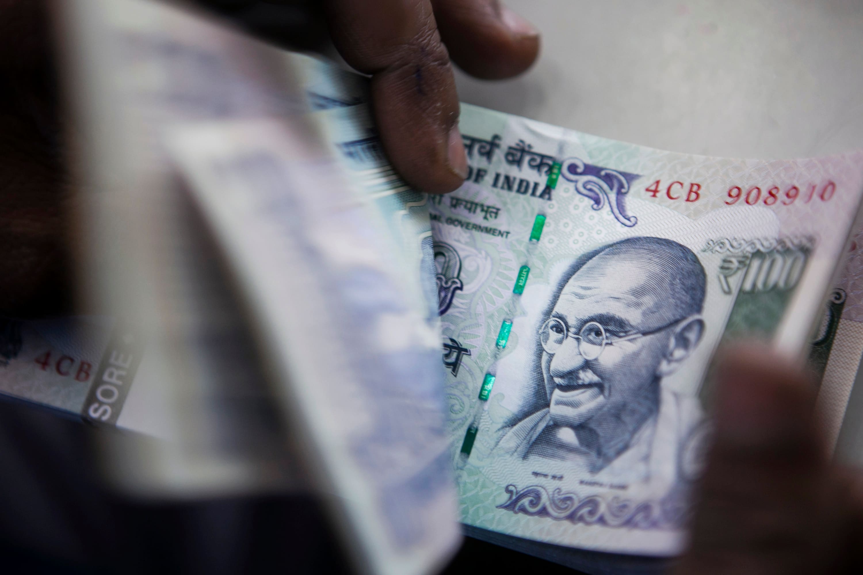 How Lenders Reacted To RBI&rsquo;s New Loan Pricing Norms