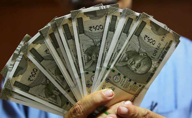 Saving Schemes With No Tax Benefits But Good Returns: RDs Vs MIS Vs KVPs Vs SIPs