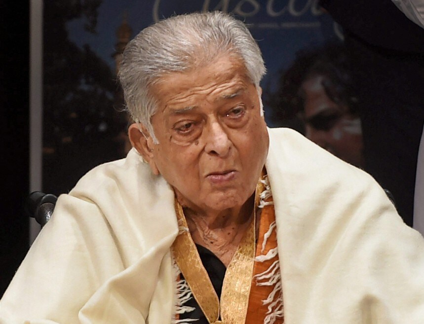 Veteran Actor Shashi Kapoor Passes Away At 79