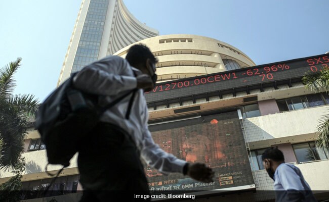 After Budget Day, Investors Withdrew Rs 17,220 Crore From Stocks, Bond Markets