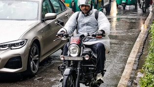 आज तो इंद्रदेव ने दिनभर रुलाया, दिल्ली NCR में कब थमेगी ये बेमौसम बारिश,  जानें 1 हफ्ते तक कैसा रहेगा मौसम